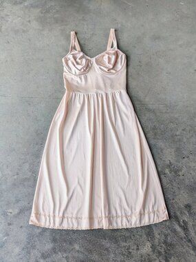 Vintage Olga Ivory Underwire Bra Nylon Chemise Slip Dress
